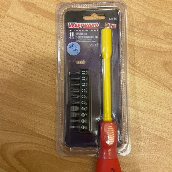 Insulated Screw Driver Set - Picture 1 of 2